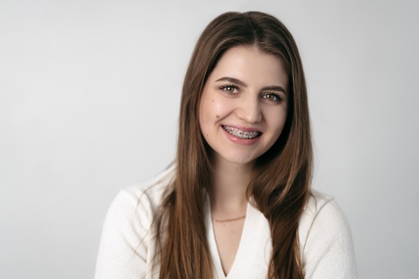 Receiving Traditional Braces From A General Dentist